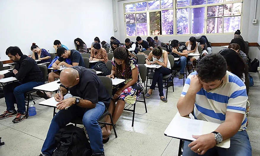 Encceja é no próximo domingo, saiba como consultar locais de provas