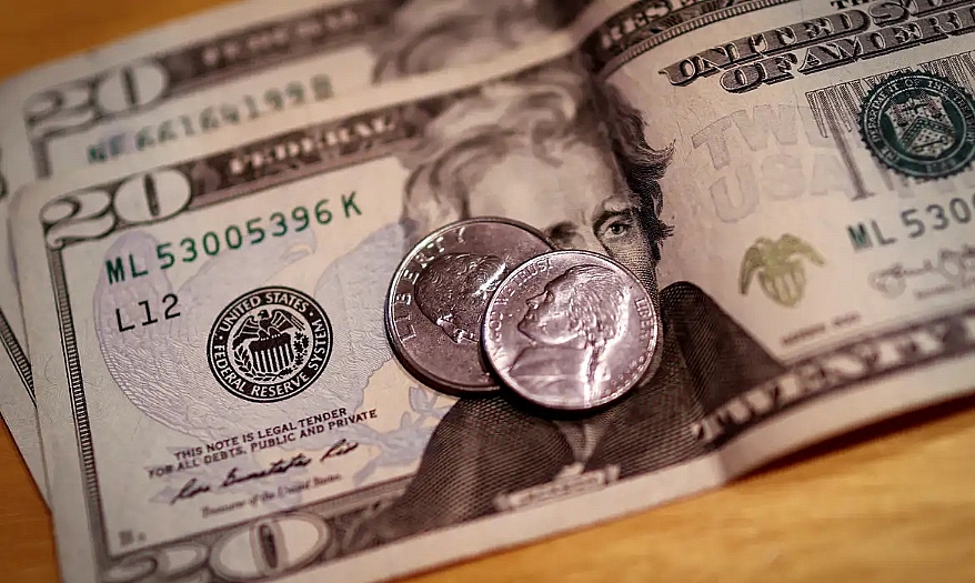 Dólar sobe para R$ 5,33 com espera de dados econômicos nos EUA