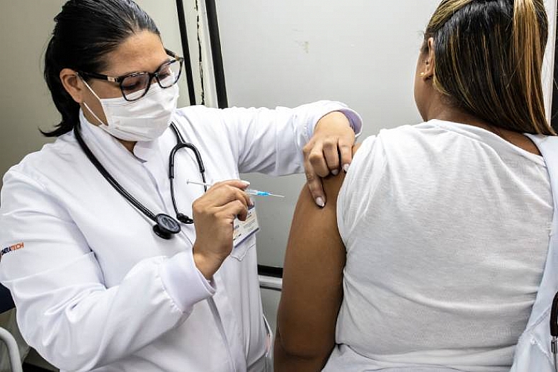 Vacinação contra a gripe é ampliada para grupos não-prioritários