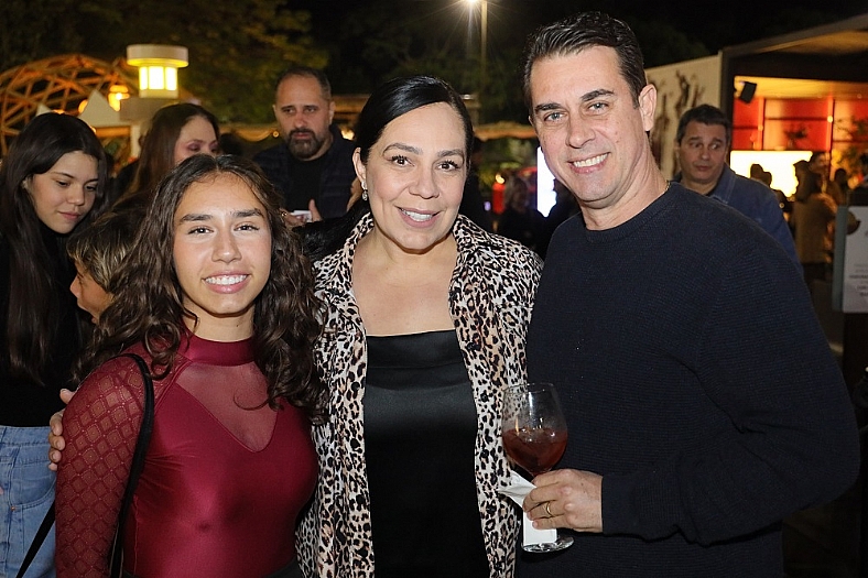 GALERIA DE FOTOS: Lançamento do ''Riopreto Shopping Guia'' pelas lentes do fotógrafo Ricardo Boni