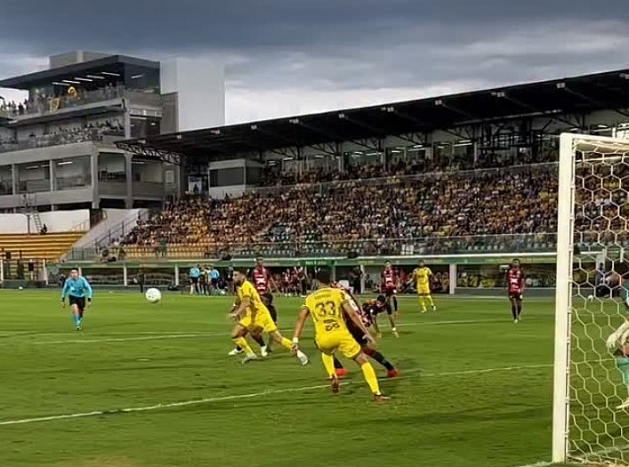 Mirassol busca empate em casa Corinthians perde para o Flamengo no Rio de Janeiro