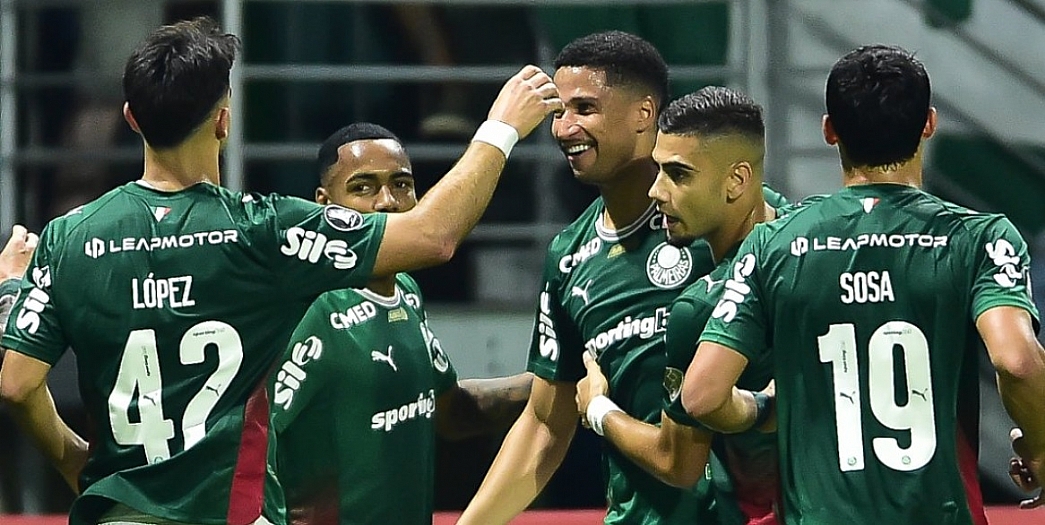Murilo e Flaco marcam e Palmeiras vence o Sporting Cristal-PER