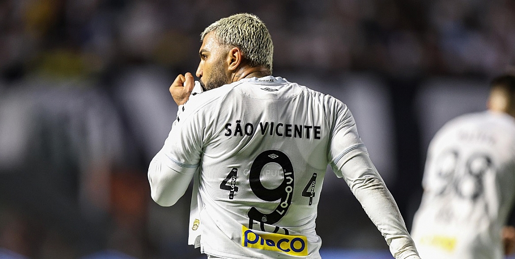 Gabigol marca e evita derrota do Santos para o Corinthians. Botafogo vence Primavera em confronto inédito