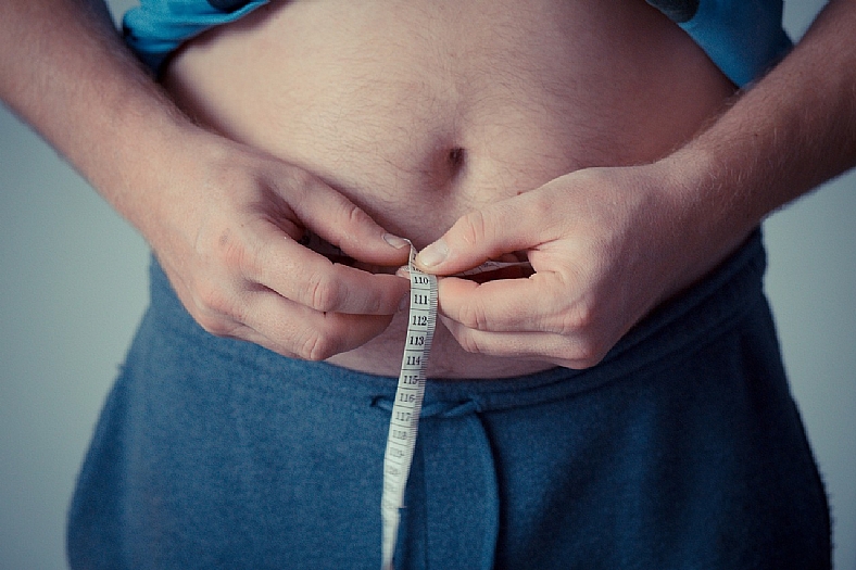 Um a cada três brasileiros vive com obesidade, mostra relatório global